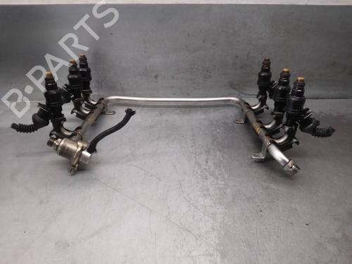 Used Injection rail AUDI 100 C4 Avant (4A5) [1990-1994]  17445641