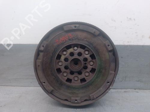 Used Flywheel MERCEDES-BENZ VITO Van (W638) 108 CDI 2.2 (638.094) (82 hp) 19399907