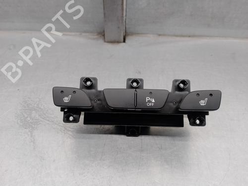 Used Ignition coil MERCEDES-BENZ CLK (C208) CLK 230 Kompressor (208.347) (193 hp) 16063255