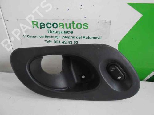 Mando elevalunas trasera derecho FORD MONDEO I (GBP) 2.5 i 24V (170 hp)null