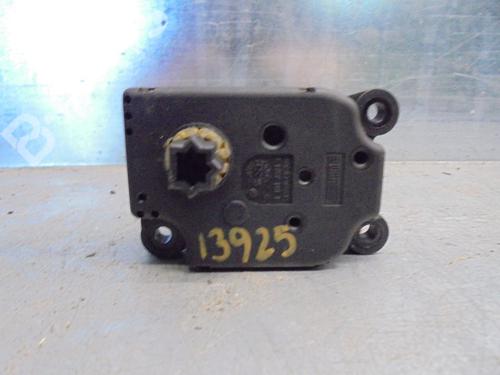 Used Heater blower motor Heater blower motor FORD S-MAX (WA6) 1.8 TDCi (125 hp) 8295400 8295400