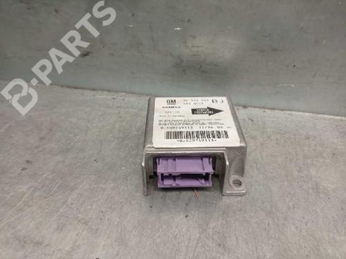 Used ECU airbags ECU airbags OPEL ASTRA F Hatchback (T92) 1.6 Si (F08, M08, F68, M68) (101 hp) 8243954 8243954