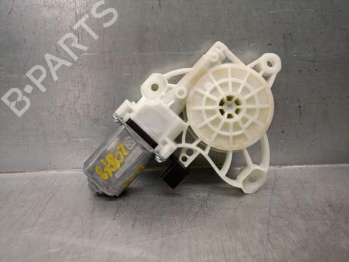Used Right front window motor MERCEDES-BENZ A-CLASS (W177) A 180 (177.084) (136 hp) 19150778