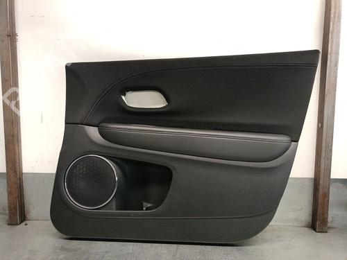 Høyre frontpanel HONDA HR-V (RU) 1.6 i-DTEC (RU8) (120 hp) 19687678