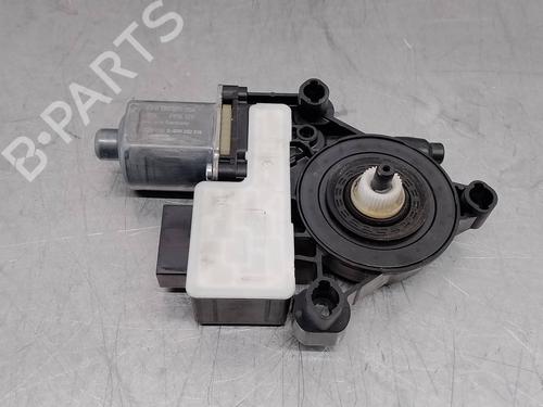Right rear window motor SEAT LEON (5F1)  | BP18082081E22 