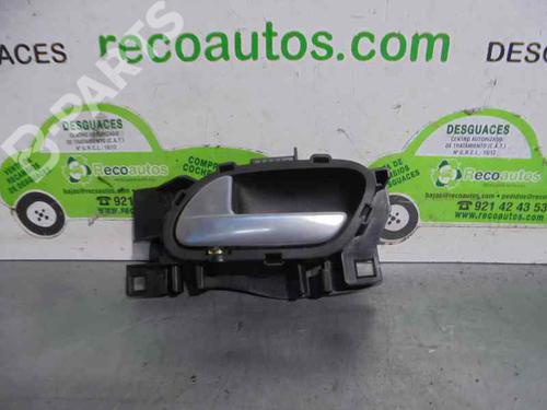 Used Rear left interior door handle Rear left interior door handle CITROËN C5 III (RD_) 2.0 HDi (RDRHD8, RDRHDJ, RDRHR8, RDRHRJ) (136 hp) 4511708 4511708