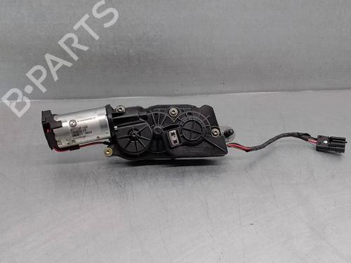 Used Central lock pump BMW X5 (E70) 3.0 d (235 hp) 18333202