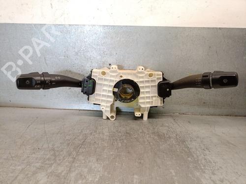 Used Headlight switch HYUNDAI ELANTRA III (XD) 2.0 (141 hp) 19266929