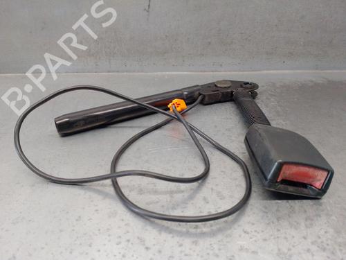 Venstre foran beltestrammer FORD FOCUS I (DAW, DBW) 1.6 16V (100 hp) 19059058