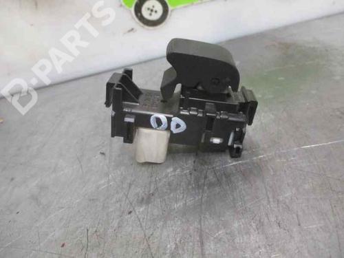 Used Right front window switch Right front window switch TOYOTA YARIS (_P13_) 1.5 Hybrid (NHP130_, NHP130) (101 hp) 5822951 5822951