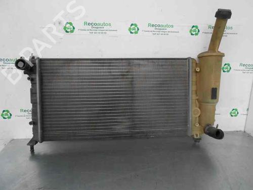 Used Water radiator FIAT PUNTO (188_) 1.2 16V 80 (188.233, .235, .253, .255, .333, .353, .639,... (80 hp) 2075485