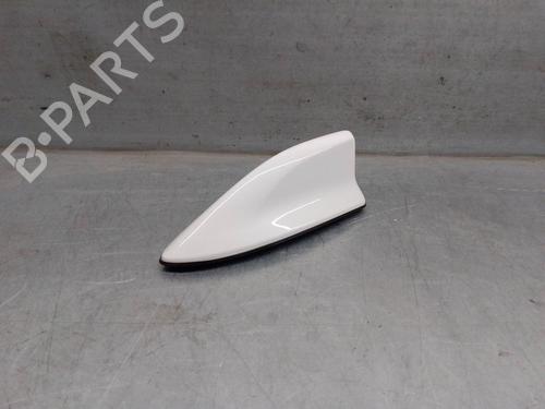 Used Antenna/Base TOYOTA YARIS (_P21_, _PA1_, _PH1_) 1.5 Hybrid (MXPH10, MXPH11) (116 hp) 17765461