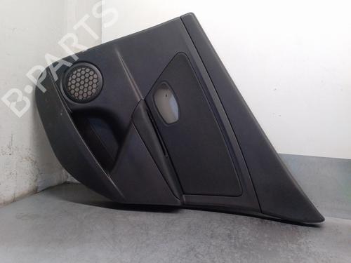 Guarnecido puerta trasera derecha RENAULT MEGANE III Hatchback (BZ0/1_, B3_) 1.2 TCe (BZ2B, BZ11) (116 hp) 17873797