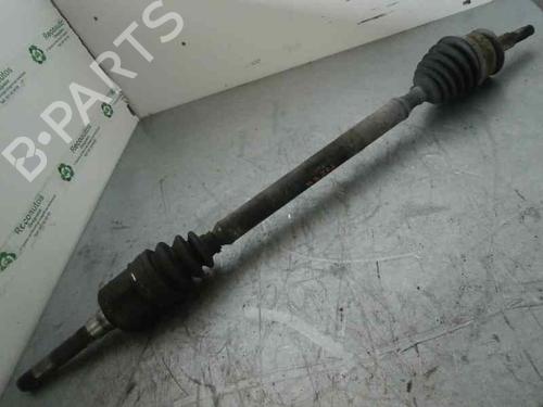 Right front driveshaft CHRYSLER VOYAGER / GRAND VOYAGER III (GS_, NS_) 2.5 TD (116 hp) 2067719