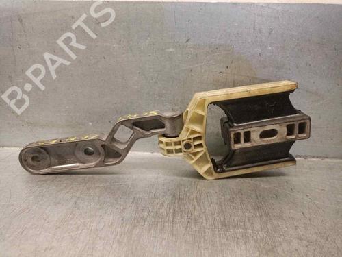 Used Engine mount VOLVO XC60 II (246) B4 Mild-Hybrid (197 hp) 18344155