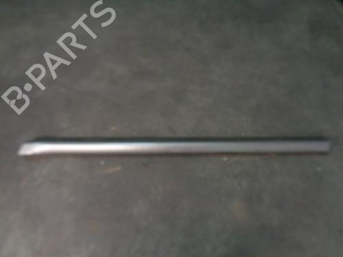 Używane Próg lewy HYUNDAI GALLOPER II (JK-01) 2.5 TD intercooler (99 hp) 14326958