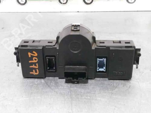 Climate control RENAULT SCÉNIC II (JM0/1_) 1.9 dCi (JM0G, JM12, JM1G, JM2C) | BP2071541I5 