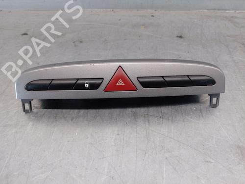 Used Warning switch PEUGEOT 308 I (4A_, 4C_) 1.6 16V (120 hp) 19310409