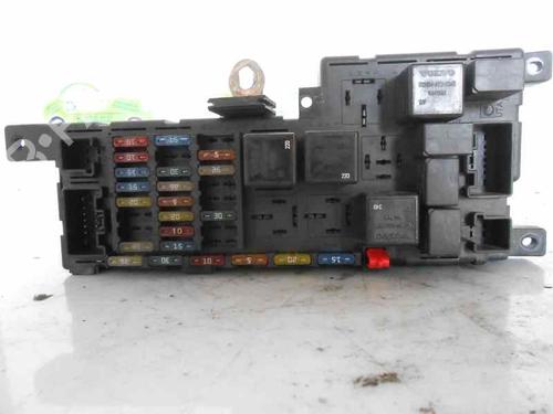 Fuse box VOLVO V70 II (285) 2.4 (170 hp) 9452993 | 518322110