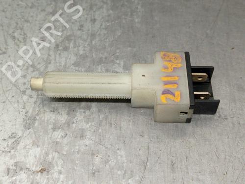 Used Switch FORD FIESTA V (JH_, JD_) 1.4 TDCi (68 hp) 19724613