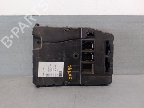 Used Fuse box RENAULT MEGANE II (BM0/1_, CM0/1_) 1.5 dCi (BM1E, CM1E) (106 hp) 19027067