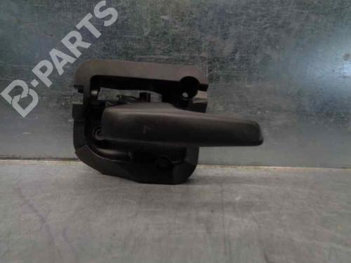 Used Front right interior door handle Front right interior door handle SMART FORTWO Coupe (451) 1.0 (451.330, 451.334) (61 hp) 7659567 7659567