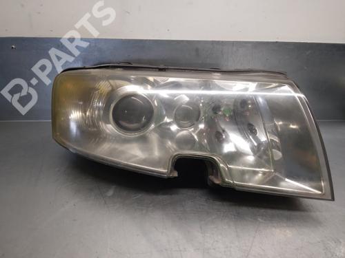 Used Right headlight Right headlight SKODA SUPERB I (3U4) 2.0 TDI (140 hp) 10737262 10737262