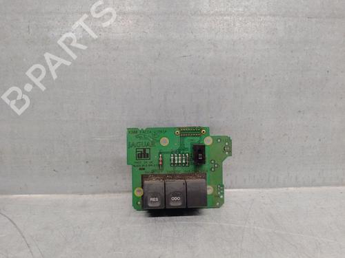 Used Switch JAGUAR XJ (XJ40, XJ81) 6 3.2 24V (199 hp) 19924619