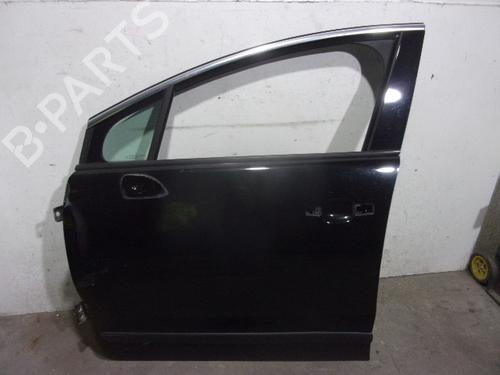 Used Left front door PEUGEOT 3008 I MPV (0U_) 1.6 HDi (109 hp) 18262428