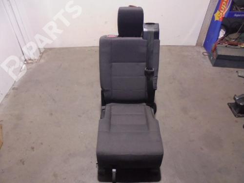 Used Rear seat Rear seat LAND ROVER DISCOVERY III (L319) 2.7 TD 4x4 (190 hp) 10228133 10228133