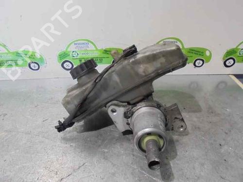 Used Brake master cylinder MERCEDES-BENZ SPRINTER 4-t Platform/Chassis (B904) 416 CDI (156 hp) 2321039
