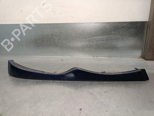 Used Headlight eyebrow BMW 3 (E46) 318 i (143 hp) 19677396