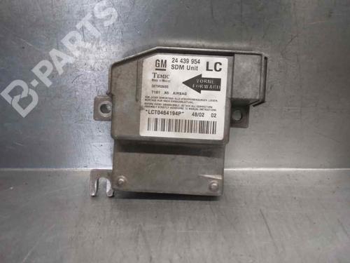 Used ECU airbags ECU airbags OPEL CORSA C (X01) 1.2 (F08, F68) (75 hp) 10565511 10565511