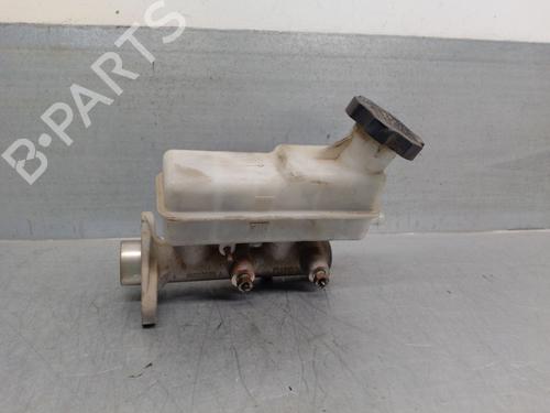 Used Brake master cylinder HYUNDAI H-1 / STAREX Bus (A1) [1997-2025]  19155923