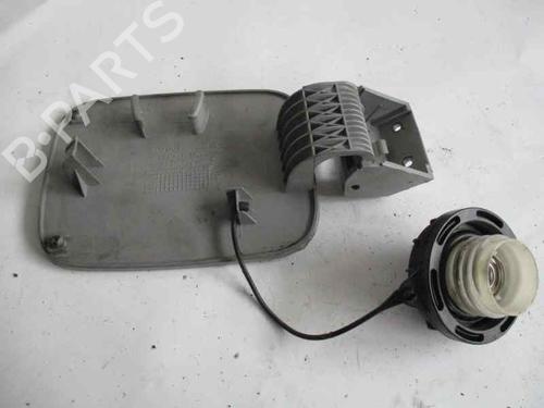 Fuel flap KIA CARENS II MPV (FJ) 2.0 CRDi | BP6638811C131 