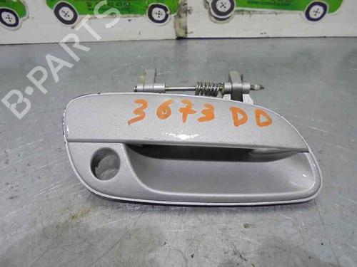 Used Front right exterior door handle HYUNDAI ELANTRA III (XD) 2.0 CRDi (113 hp) 2065192