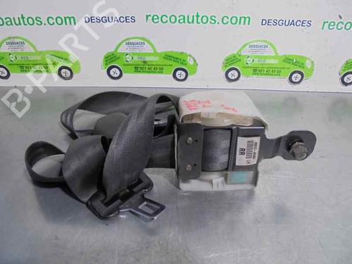 Used Rear left seatbelt HYUNDAI H-1 / STAREX Bus (A1) 2.5 TCi (99 hp) 7444919