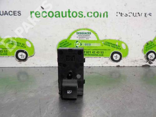 Used Right rear window switch Right rear window switch CHEVROLET AVEO Hatchback (T300) 1.4 (101 hp) 4971392 4971392