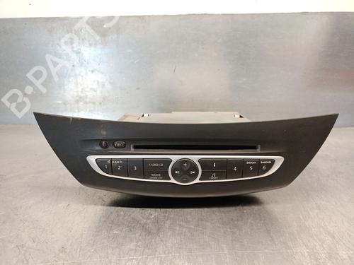 Used Radio RENAULT LAGUNA III (BT0/1) 2.0 dCi (BT07, BT0J, BT14, BT1A, BT1S) (131 hp) 19106713