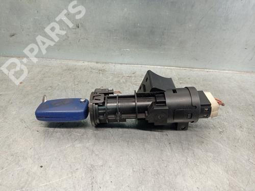 Used Ignition barrel Ignition barrel FIAT STILO (192_) 1.9 D Multijet (100 hp) 8319300 8319300