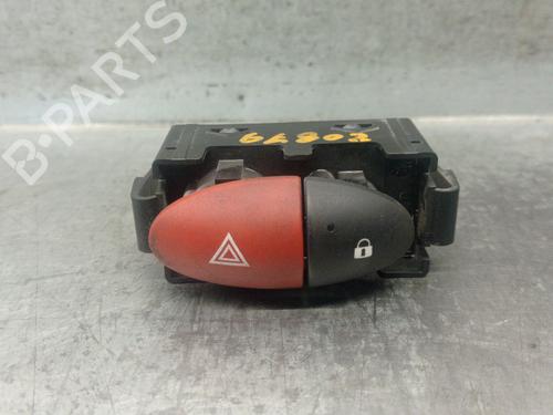 Used Warning switch NISSAN NV400 Van (X62, X62B) dCi 130 (130 hp) 19673009