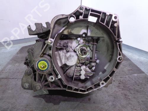 Schaltgetriebe FIAT GRANDE PUNTO (199_) 1.3 D Multijet 15664149 