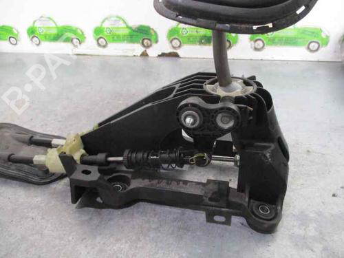 Gear lever TOYOTA YARIS (_P9_) 1.3 VVT-i (SCP90_, SCP90R) | BP7443506M90 