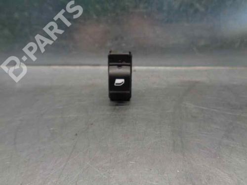 Used Right front window switch Right front window switch CITROËN C4 CACTUS 1.6 HDi 90 (92 hp) 7558623 7558623