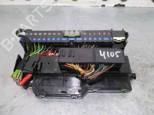 Fuse box BMW 3 (E46) 320 d (150 hp) 2070065