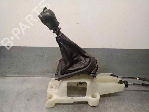 Gear lever MITSUBISHI OUTLANDER II (CW_W) 2.0 DI-D (CW8W) | BP18254752M90 