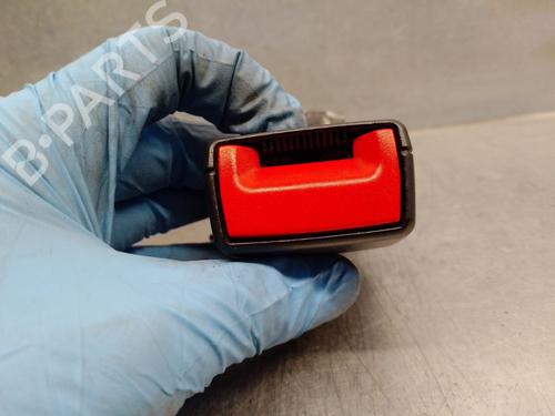Seat buckle AUDI Q3 (8UB, 8UG) 2.0 TFSI quattro | BP19680428I32 