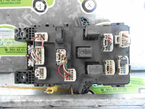 Used Fuse box TOYOTA AVENSIS Liftback (_T22_) [1997-2003]  2306466