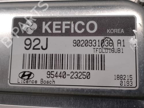Engine control unit (ECU) HYUNDAI i30 Estate (FD) 1.6 CRDi | BP18841346M57 