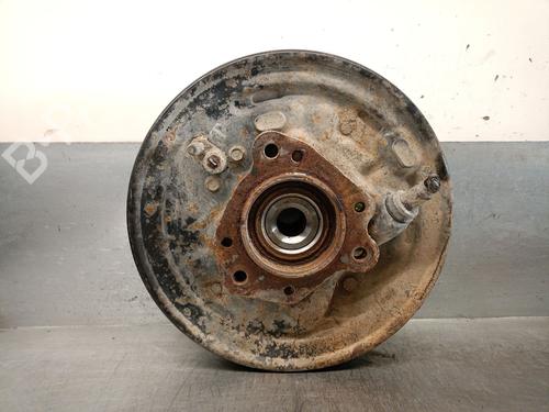 Used Right rear steering knuckle HONDA CR-V I (RD) 2.0 16V 4WD (RD1, RD3) (128 hp) 19164698